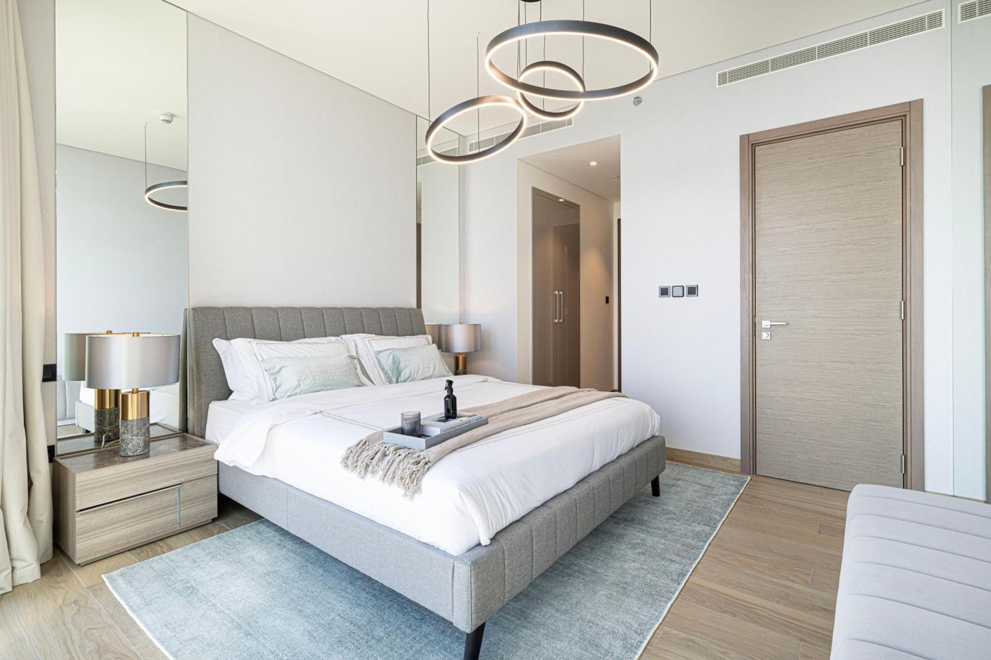 By Latinem Luxury 1br Wg2907 Near Burj Khalifa Dubai